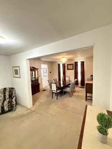 2328 N 9th STREET, Milwaukee, WI 53206