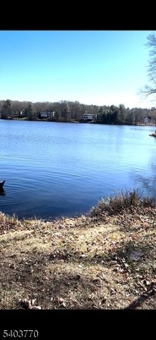 416 A Lake Shore North A, Montague Twp., NJ 07827