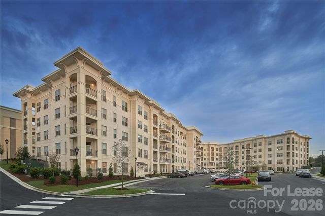 11936 N Community House Road A4, Charlotte, NC 28277