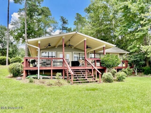 17 Holly Lane, Perkinston, MS 39573