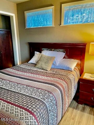 17 Holly Lane, Perkinston, MS 39573