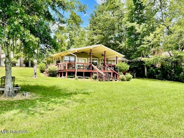 17 Holly Lane, Perkinston, MS 39573