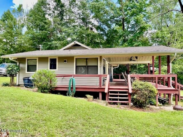 17 Holly Lane, Perkinston, MS 39573