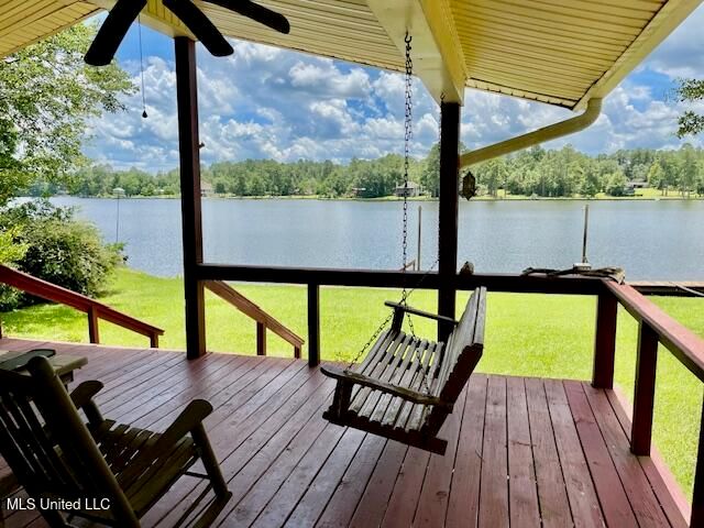 17 Holly Lane, Perkinston, MS 39573