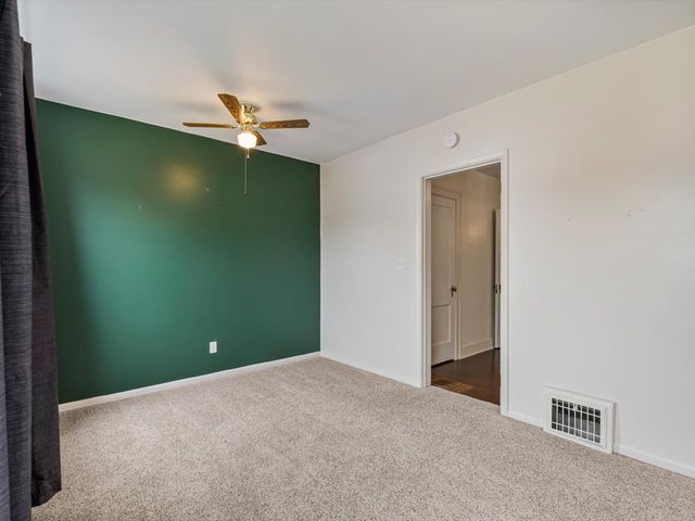 3025 Sheridan Street, Davenport, IA 52803