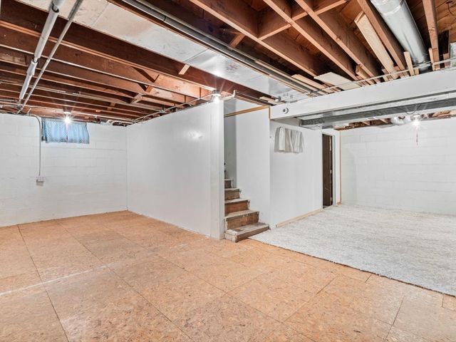 3025 Sheridan Street, Davenport, IA 52803