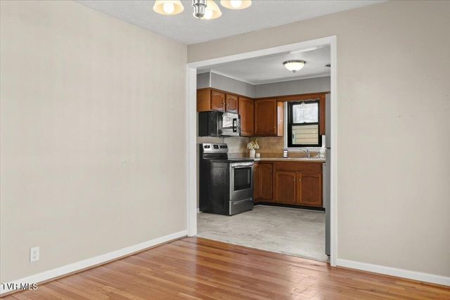 925 Walnut Avenue, Kingsport, TN 37660