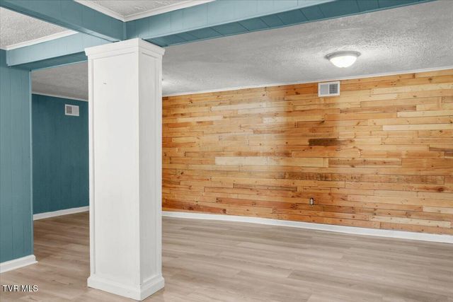 925 Walnut Avenue, Kingsport, TN 37660