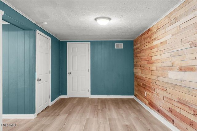 925 Walnut Avenue, Kingsport, TN 37660