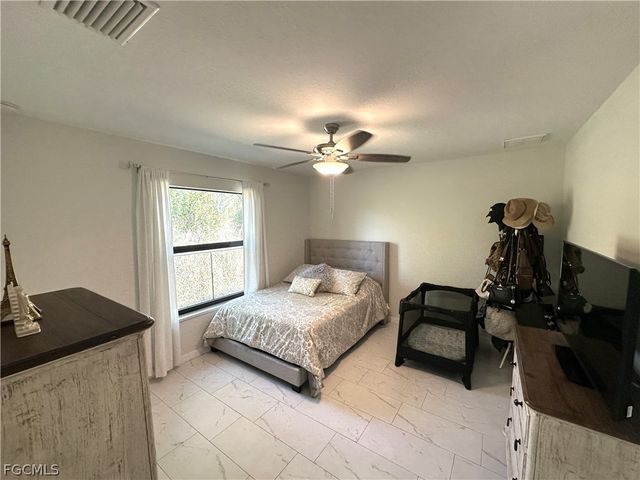 3710 38th ST SW, Lehigh Acres, FL 33976