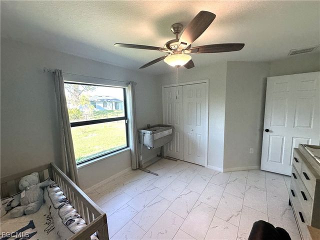 3710 38th ST SW, Lehigh Acres, FL 33976