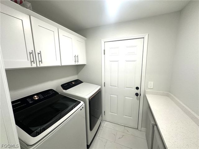 3710 38th ST SW, Lehigh Acres, FL 33976