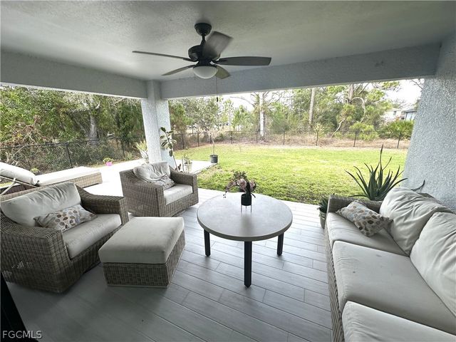 3710 38th ST SW, Lehigh Acres, FL 33976