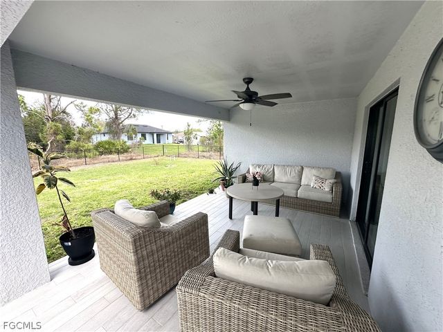 3710 38th ST SW, Lehigh Acres, FL 33976