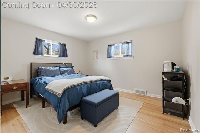 2915 Oliver Road, Royal Oak, MI 48073