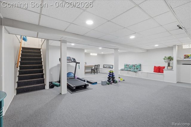 2915 Oliver Road, Royal Oak, MI 48073