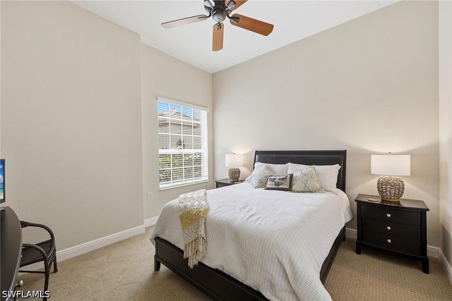 9243 Tesoro LN 2, Naples, FL 34114