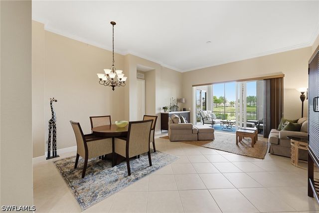 9243 Tesoro LN 2, Naples, FL 34114