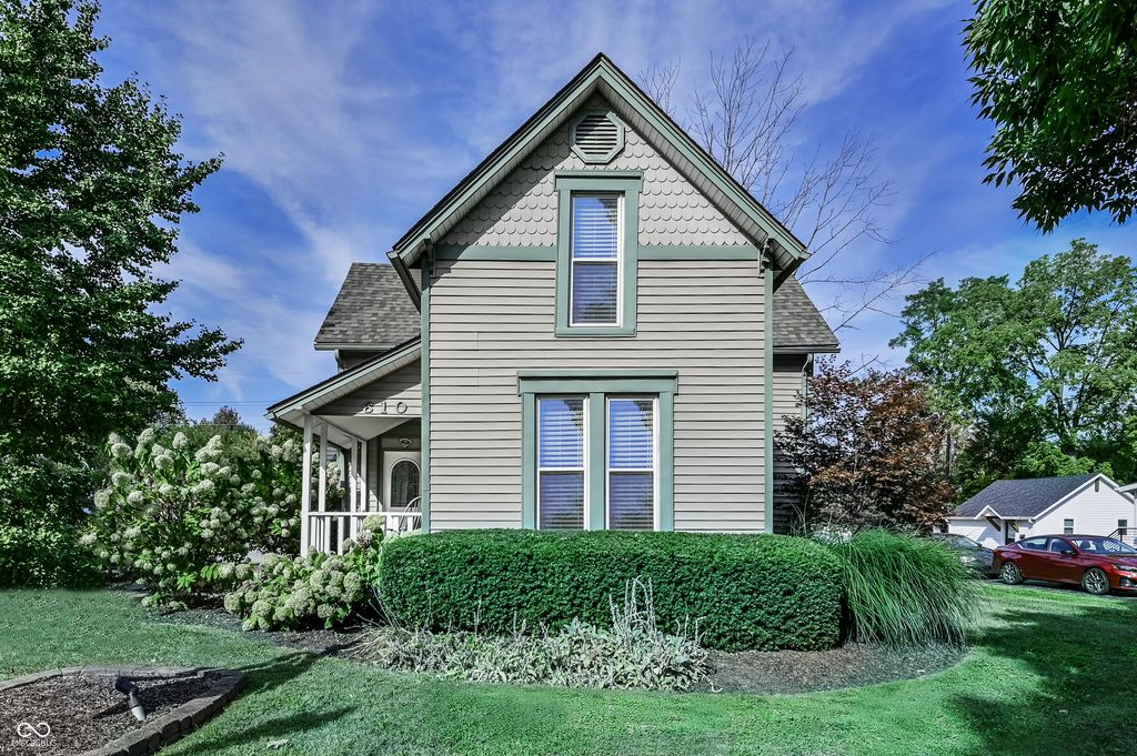 610 N Rangeline Road, Carmel, IN 46032