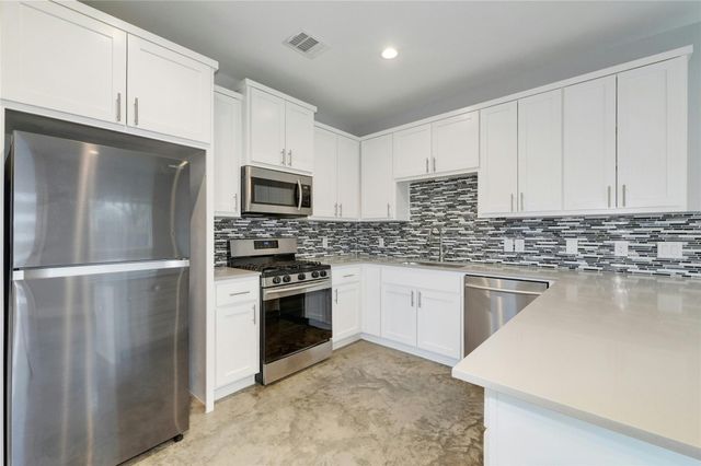 6902 Carver Ave B, Austin, TX 78752