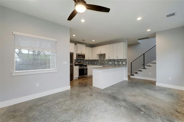 6902 Carver Ave B, Austin, TX 78752