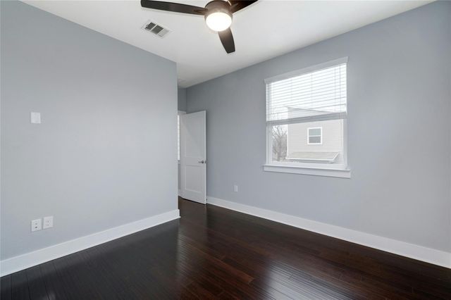 6902 Carver Ave B, Austin, TX 78752