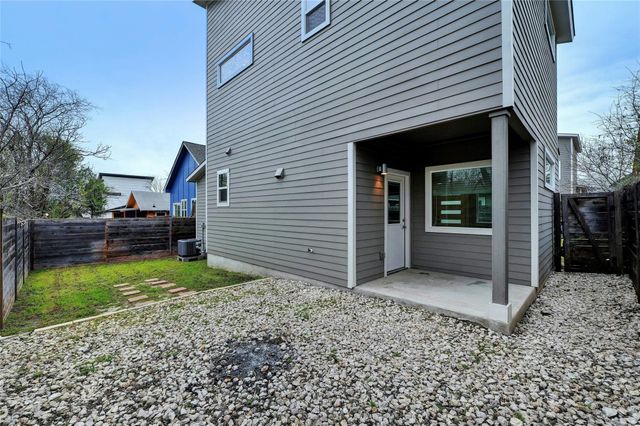 6902 Carver Ave B, Austin, TX 78752