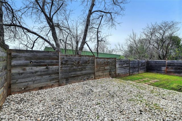 6902 Carver Ave B, Austin, TX 78752