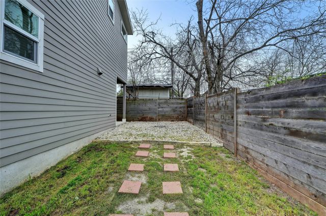 6902 Carver Ave B, Austin, TX 78752