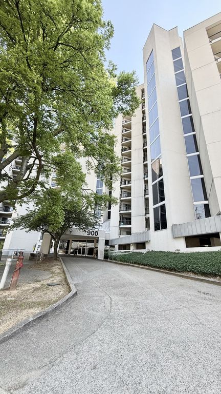 900 19th Ave S Apt 103, Nashville, TN 37212