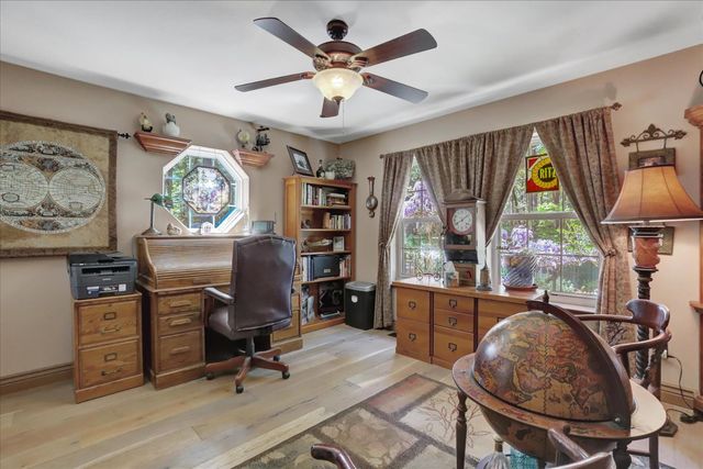19793 Scotts Flat Rd, Nevada City, CA 95959