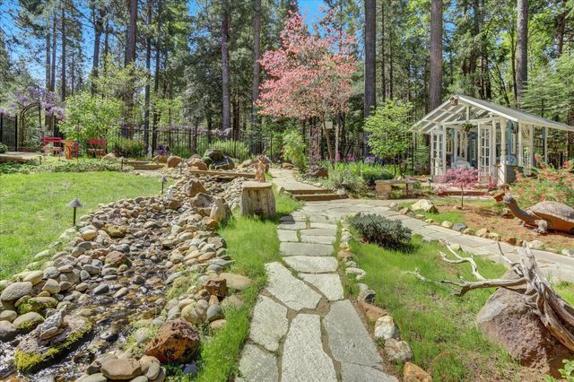 19793 Scotts Flat Rd, Nevada City, CA 95959