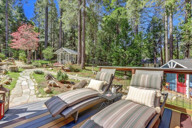 19793 Scotts Flat Rd, Nevada City, CA 95959