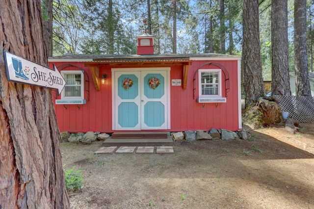 19793 Scotts Flat Rd, Nevada City, CA 95959