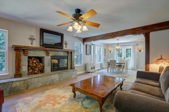 19793 Scotts Flat Rd, Nevada City, CA 95959