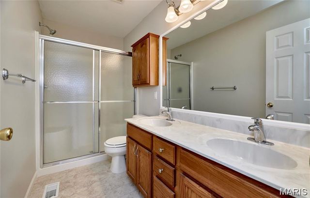 7 Winter River Court, Fenton, MO 63026