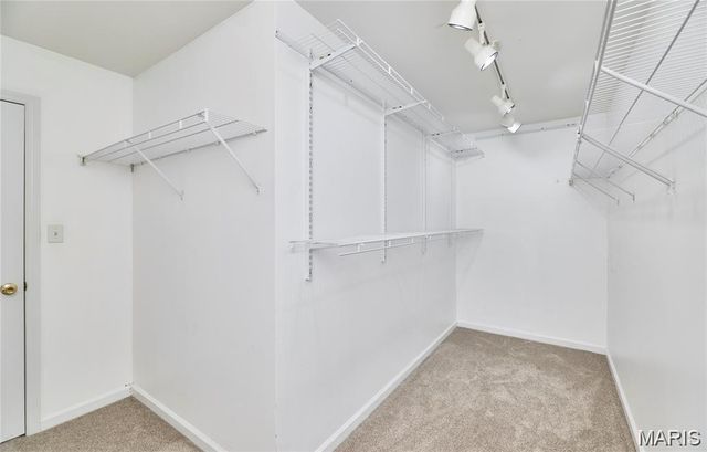 7 Winter River Court, Fenton, MO 63026