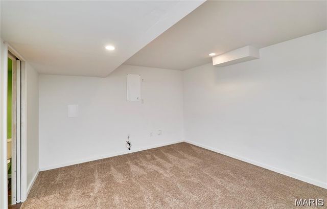 7 Winter River Court, Fenton, MO 63026