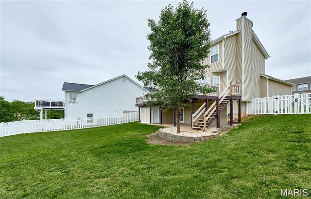 7 Winter River Court, Fenton, MO 63026
