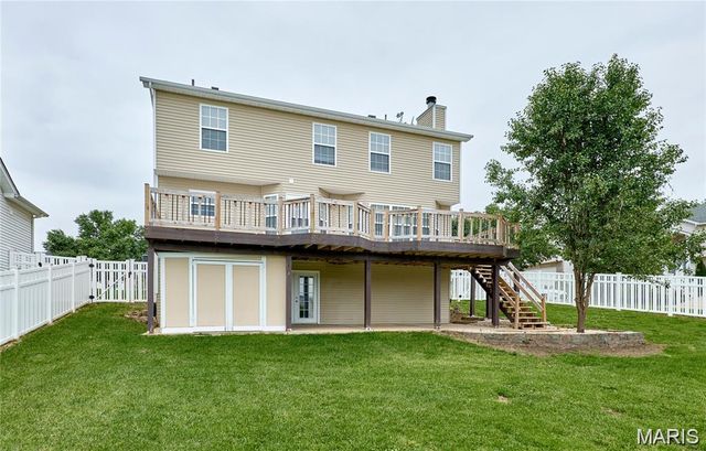 7 Winter River Court, Fenton, MO 63026