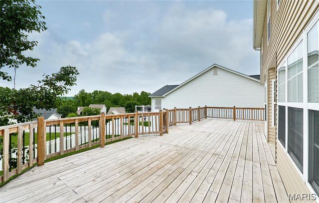 7 Winter River Court, Fenton, MO 63026