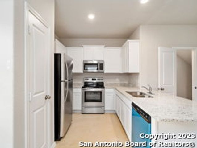 9903 Grove Mist Unit 101, San Antonio, TX 78233