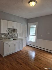 282 Pequonnock Street 2, Bridgeport, CT 06604