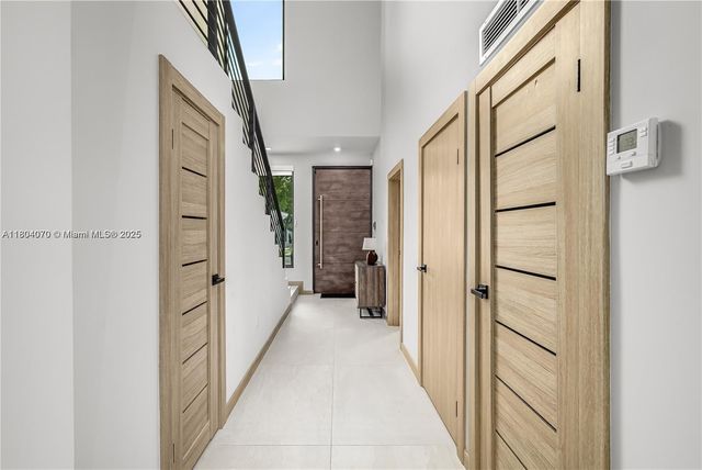 683 NE 68th, Miami, FL 33138