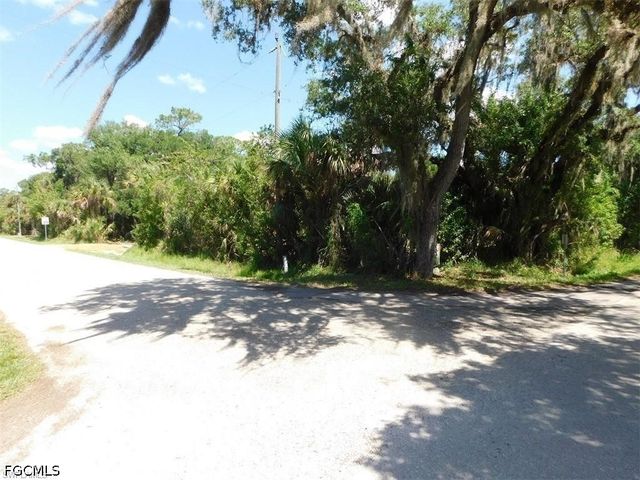 14971 Duke HWY, Alva, FL 33920