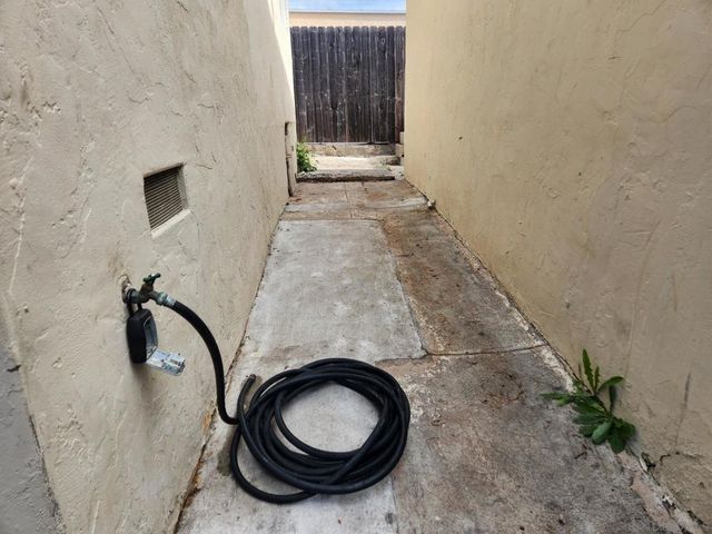 4095 ESTRELLA AVENUE, San Diego, CA 92105