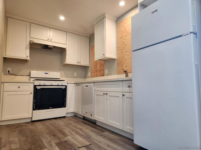 4095 ESTRELLA AVENUE, San Diego, CA 92105