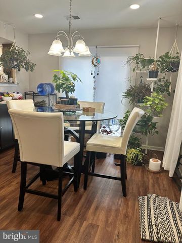 9790 HAGEL CIR, Lorton, VA 22079