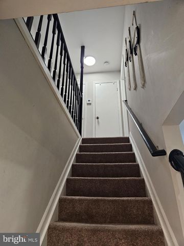 9790 HAGEL CIR, Lorton, VA 22079