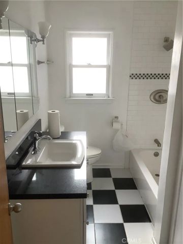3149 Alabama Street, La Crescenta, CA 91214